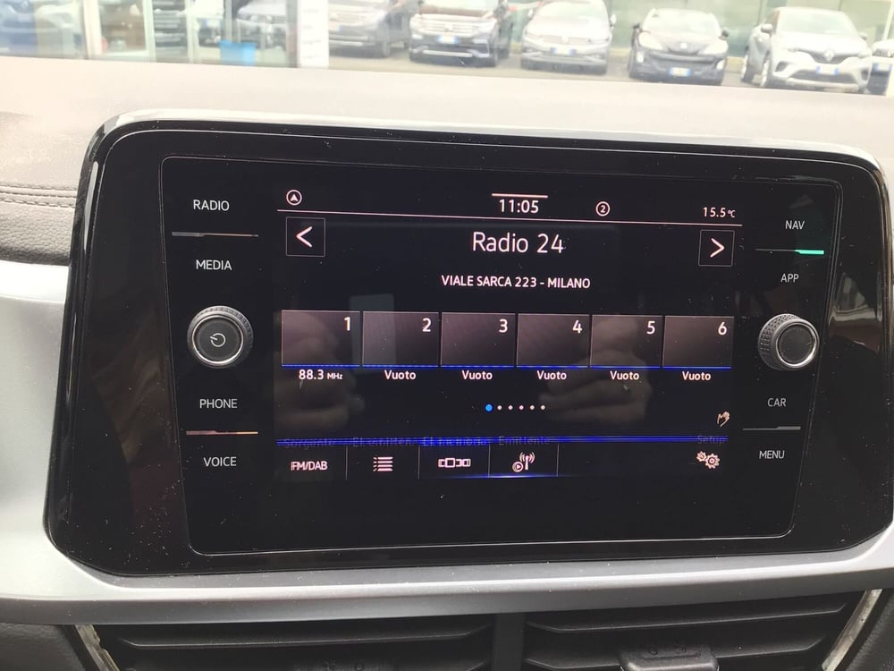 Volkswagen T-Roc usata a Genova (18)