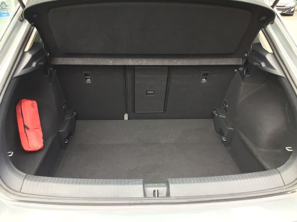 Volkswagen T-Roc usata a Genova (8)