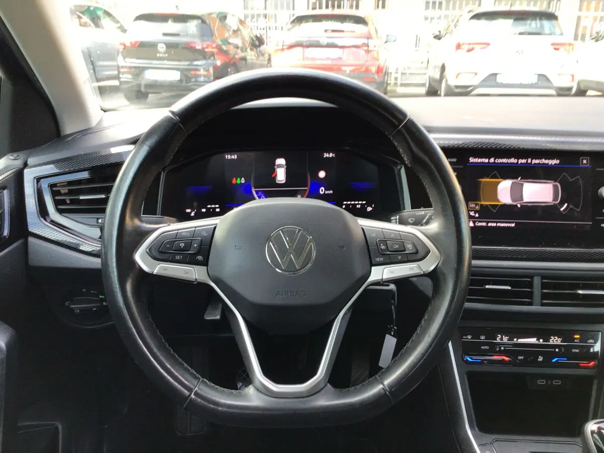 Volkswagen Taigo usata a Genova (16)