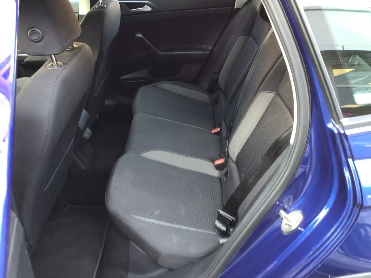 Volkswagen Taigo usata a Genova (6)