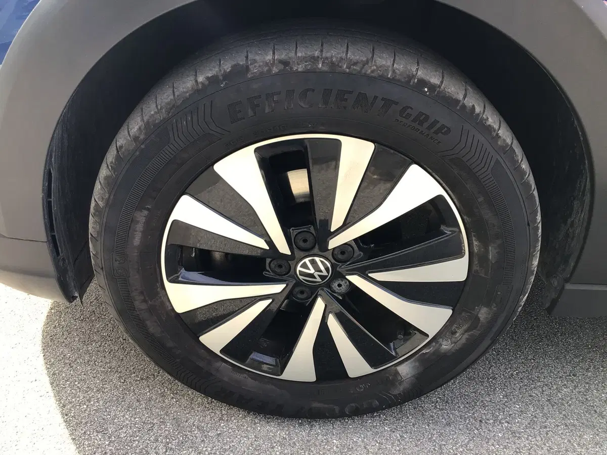 Volkswagen Taigo usata a Genova (7)