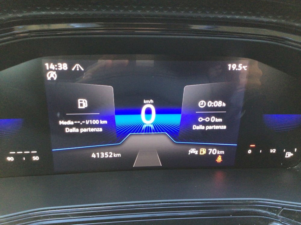 Volkswagen T-Cross usata a Genova (12)