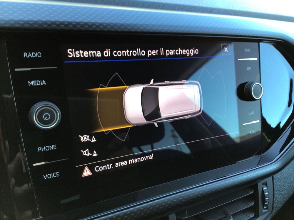 Volkswagen T-Cross usata a Genova (13)