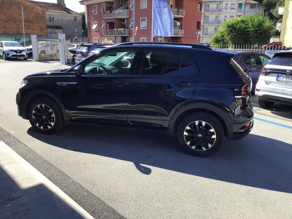 Volkswagen T-Cross usata a Genova (6)