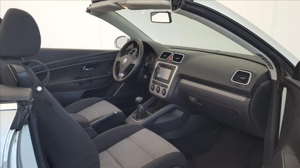 Volkswagen Eos usata a Lucca (16)