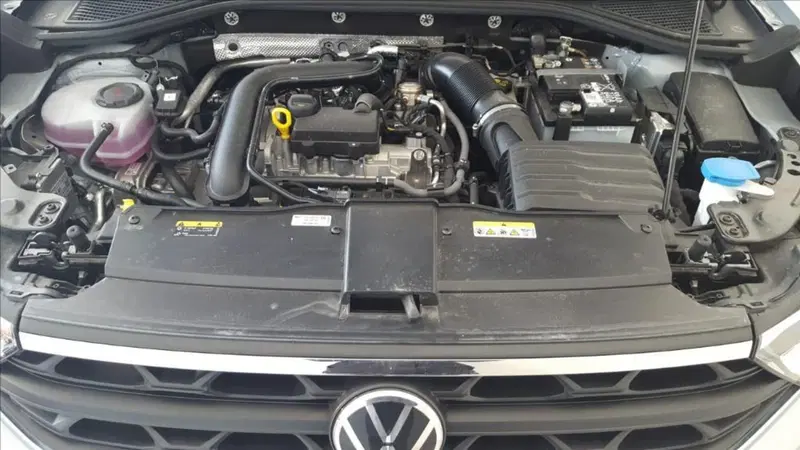 Volkswagen T-Roc nuova a Lucca (17)
