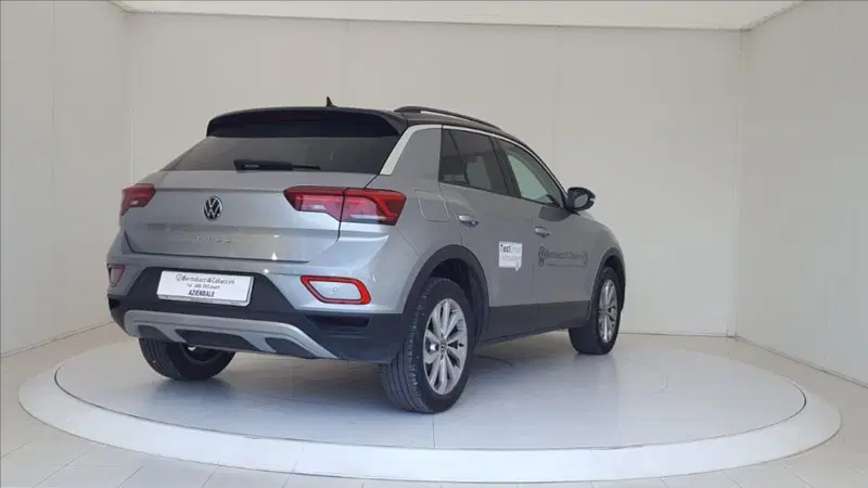 Volkswagen T-Roc nuova a Lucca (6)
