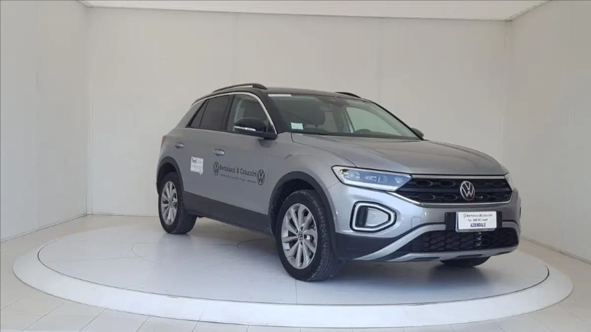 Volkswagen T-Roc usata a Lucca (8)