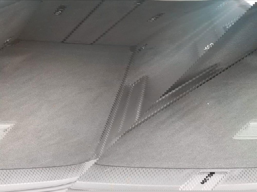 Volkswagen Passat Variant usata a Lucca (15)