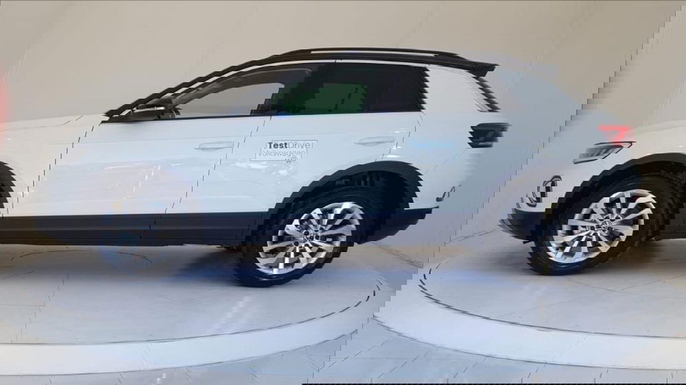 Volkswagen T-Roc nuova a Lucca (3)