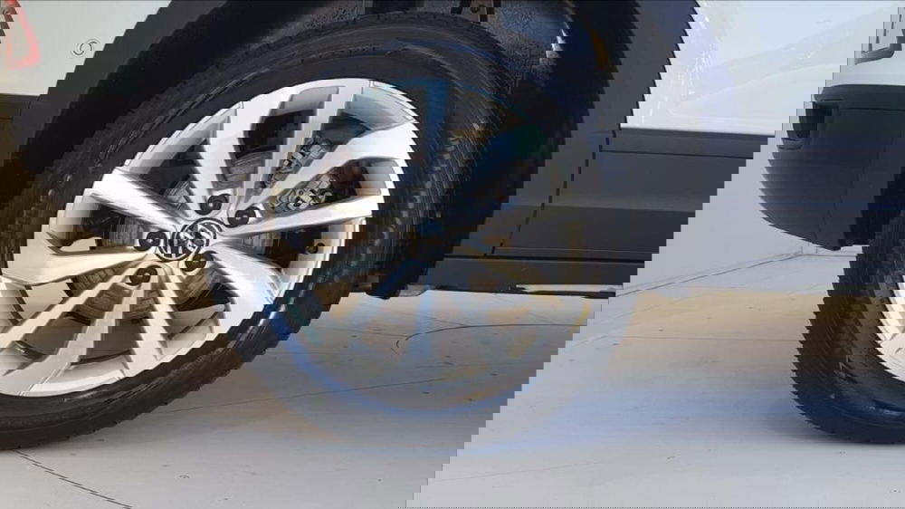 Volkswagen T-Roc nuova a Lucca (9)