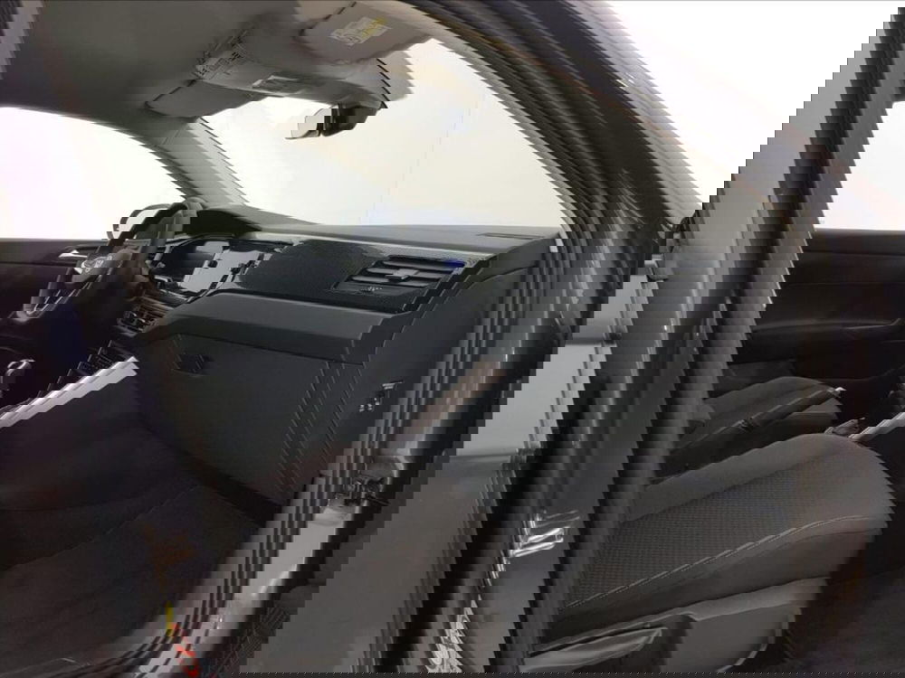 Volkswagen Taigo nuova a Lucca (10)