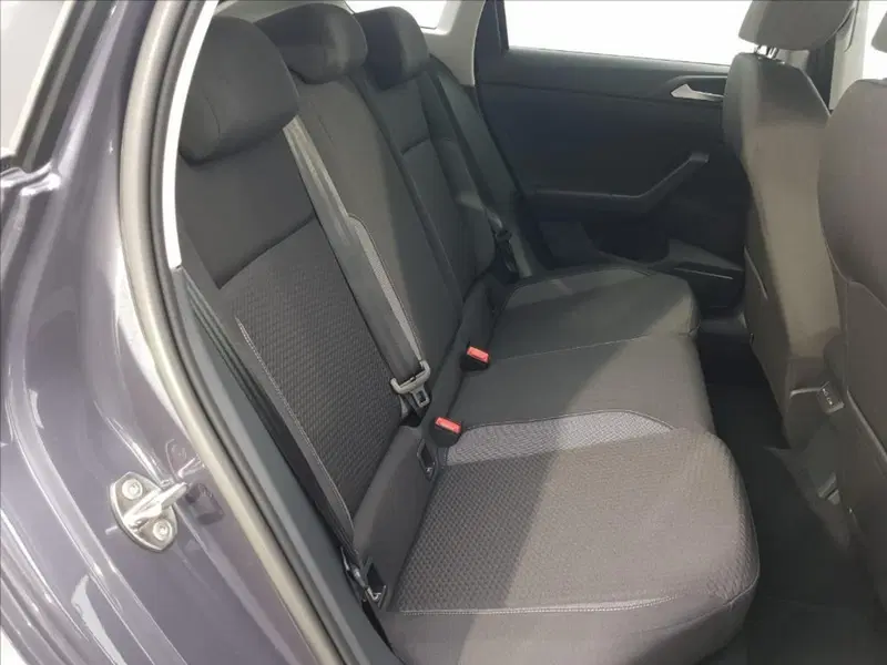 Volkswagen Taigo nuova a Lucca (12)