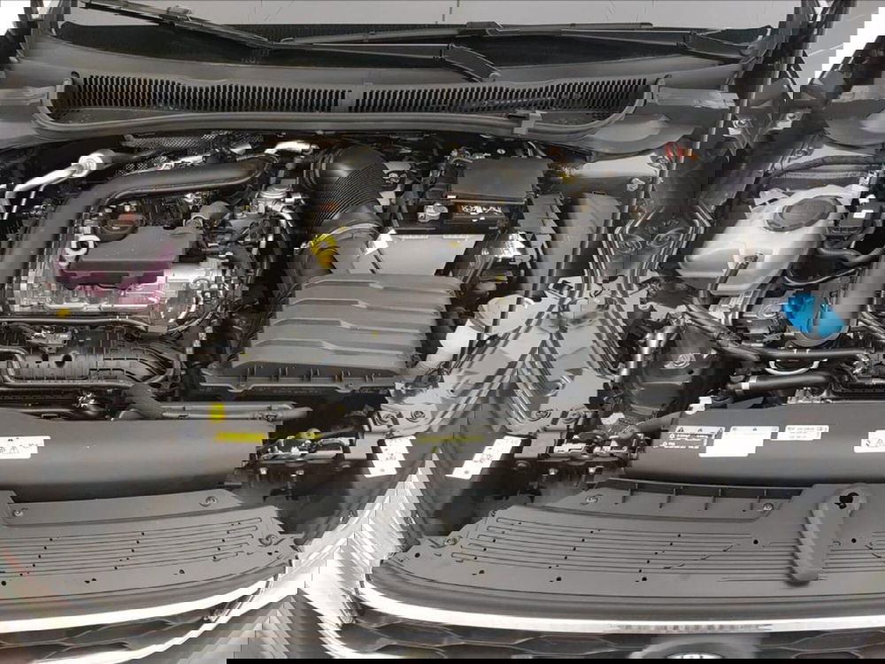 Volkswagen Taigo nuova a Lucca (17)