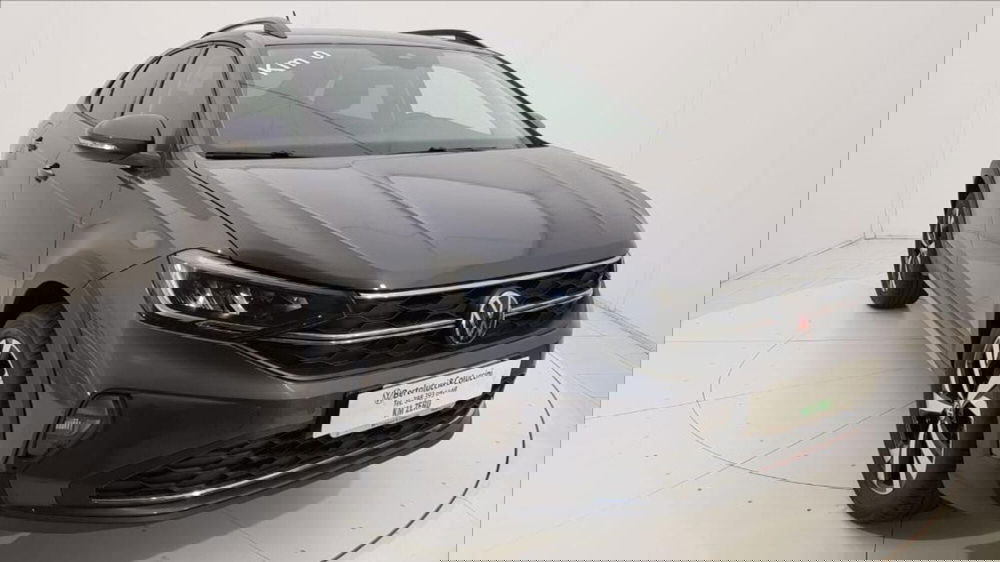 Volkswagen Taigo nuova a Lucca (8)