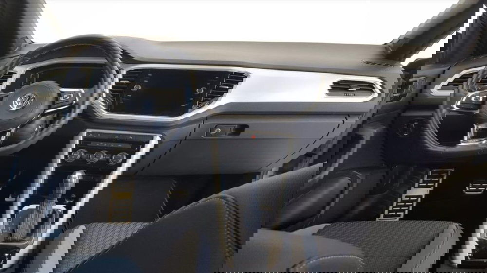 Volkswagen T-Roc Cabrio usata a Lucca (13)