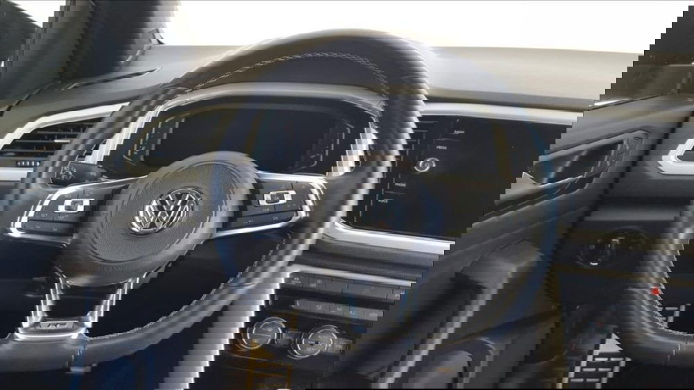 Volkswagen T-Roc Cabrio usata a Lucca (14)