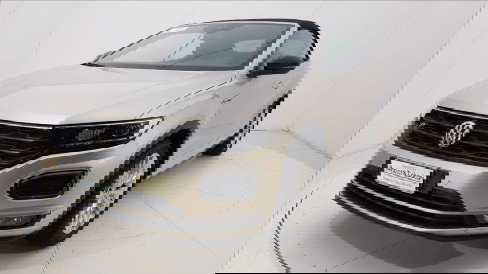 Volkswagen T-Roc Cabrio usata a Lucca (2)