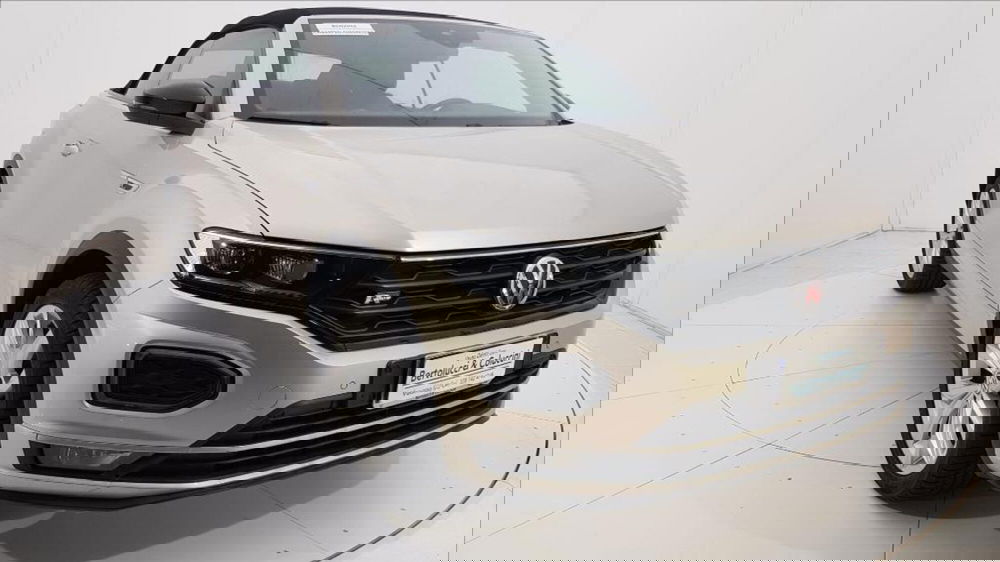 Volkswagen T-Roc Cabrio usata a Lucca (8)