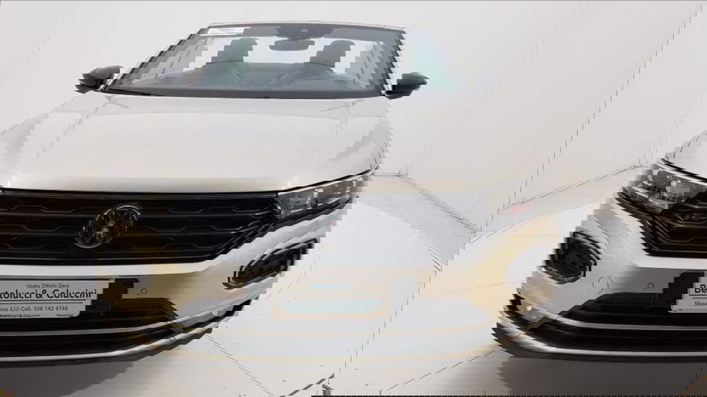 Volkswagen T-Roc Cabrio usata a Lucca (9)