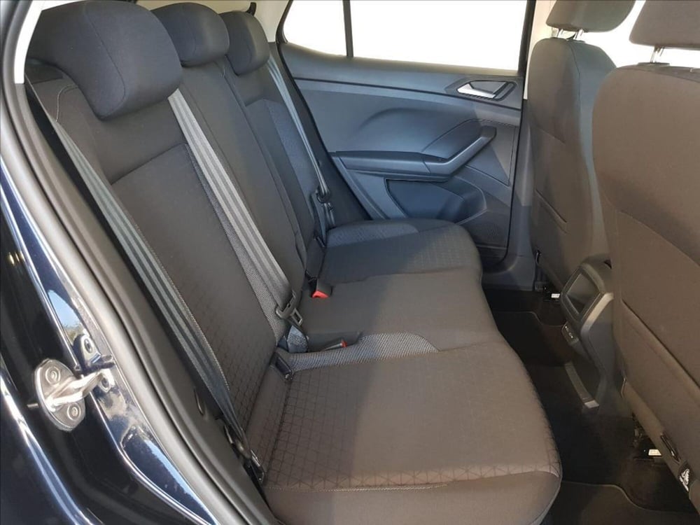 Volkswagen T-Cross usata a Lucca (12)