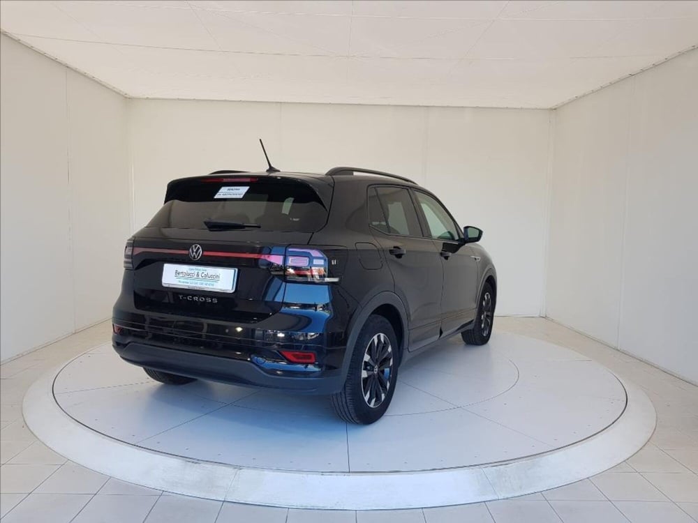 Volkswagen T-Cross usata a Lucca (6)