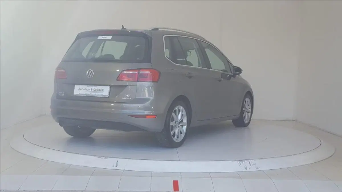 Volkswagen Golf usata a Lucca (6)