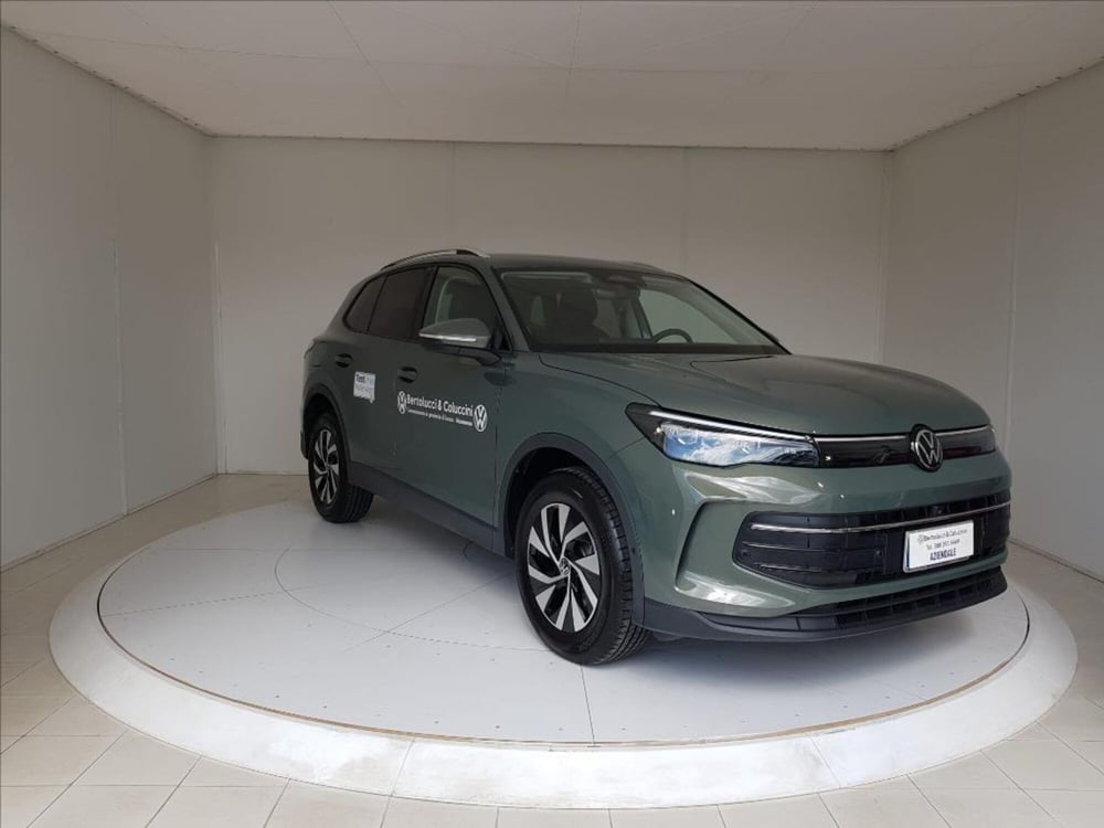 Volkswagen Tiguan usata a Lucca (8)