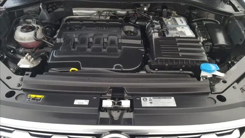 Volkswagen Tiguan usata a Lucca (17)