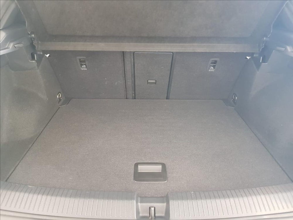 Volkswagen T-Roc usata a Lucca (15)