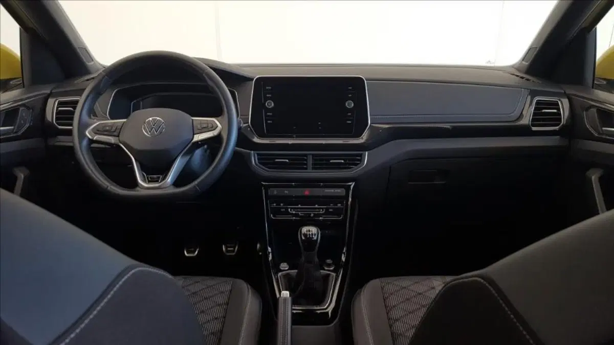Volkswagen T-Cross usata a Lucca (13)
