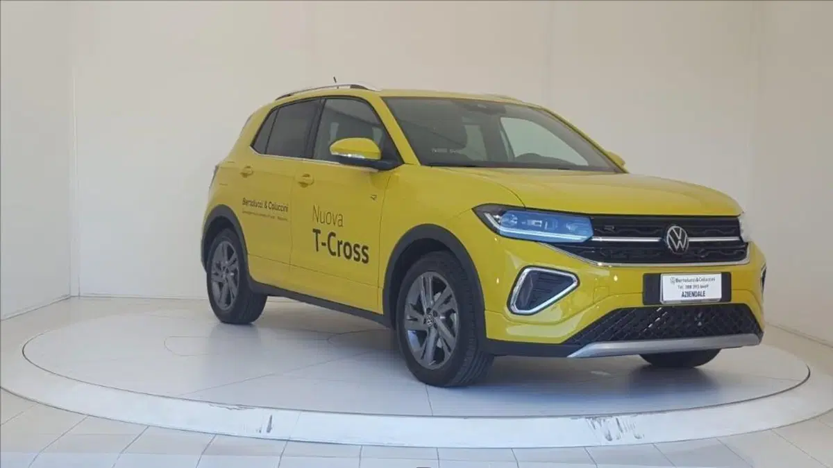 Volkswagen T-Cross usata a Lucca (8)