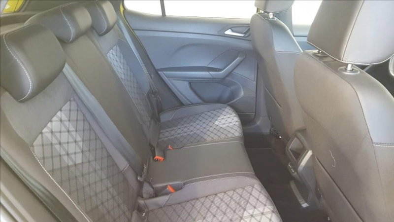 Volkswagen T-Cross usata a Lucca (12)