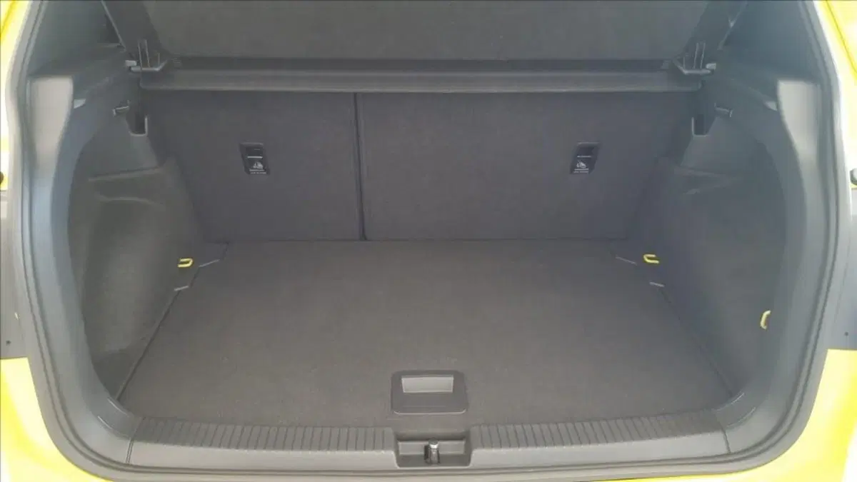 Volkswagen T-Cross usata a Lucca (15)