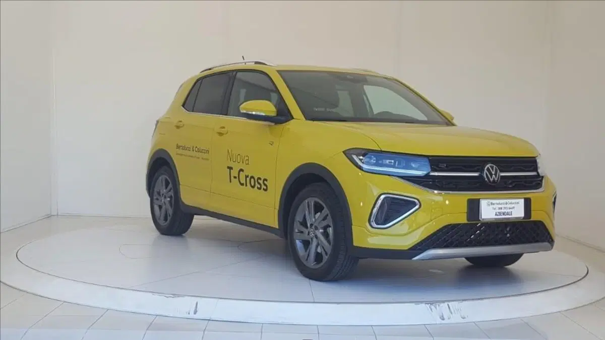 Volkswagen T-Cross usata a Lucca (8)