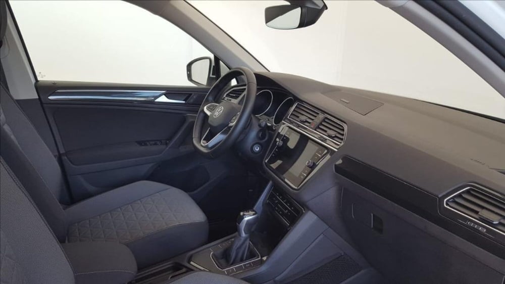 Volkswagen Tiguan usata a Lucca (10)