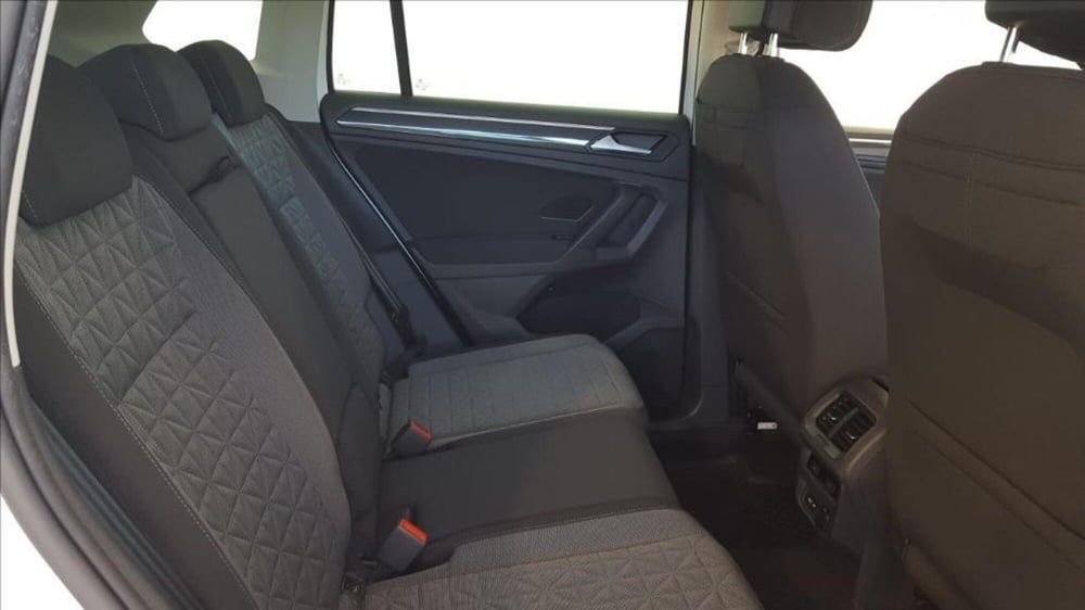 Volkswagen Tiguan usata a Lucca (12)