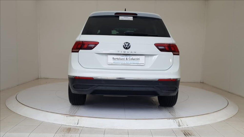 Volkswagen Tiguan usata a Lucca (5)