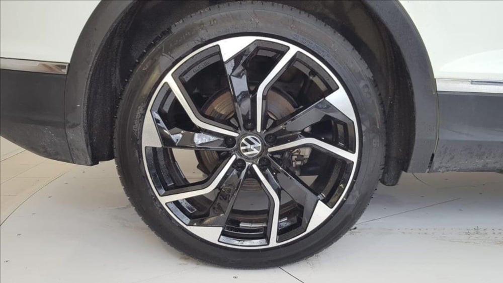 Volkswagen Tiguan usata a Lucca (9)