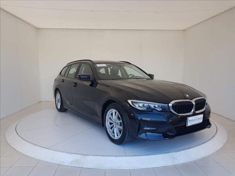 BMW Serie 3 Touring usata a Lucca (8)