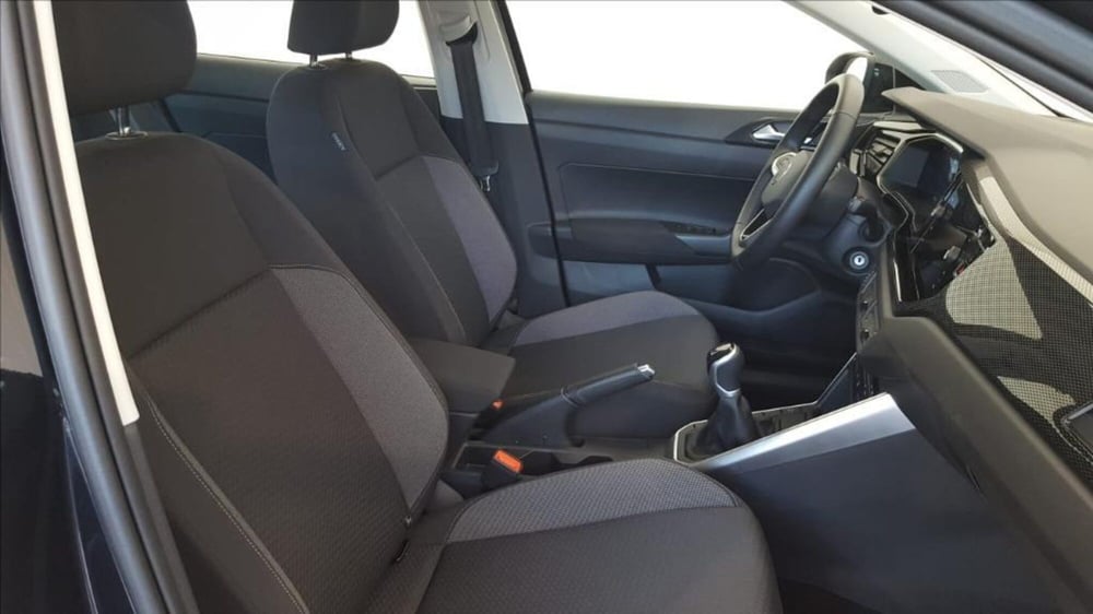 Volkswagen Taigo nuova a Lucca (11)