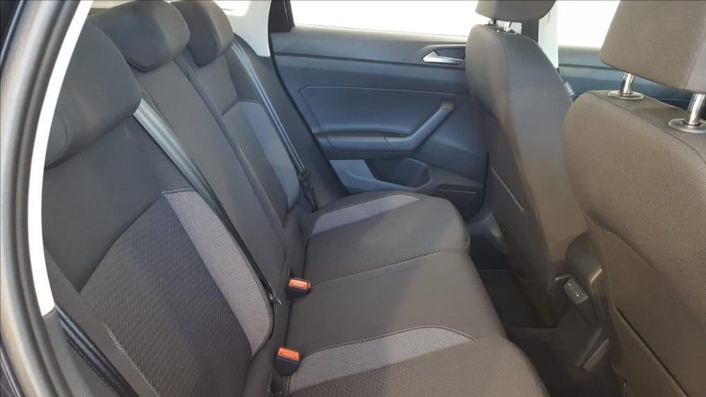 Volkswagen Taigo nuova a Lucca (12)