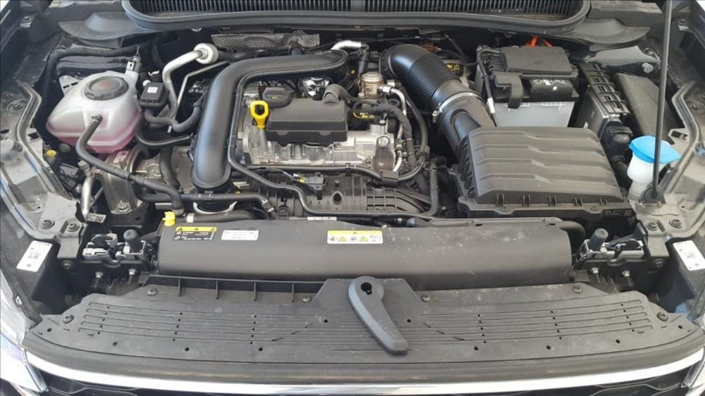 Volkswagen Taigo nuova a Lucca (17)