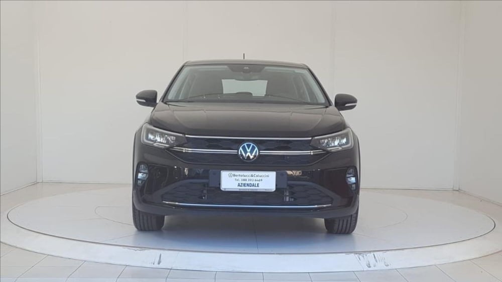 Volkswagen Taigo nuova a Lucca (2)