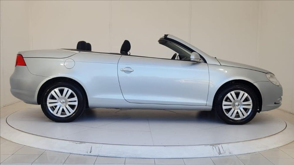 Volkswagen Eos usata a Lucca (13)