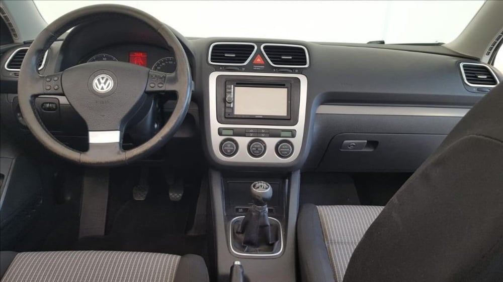 Volkswagen Eos usata a Lucca (19)