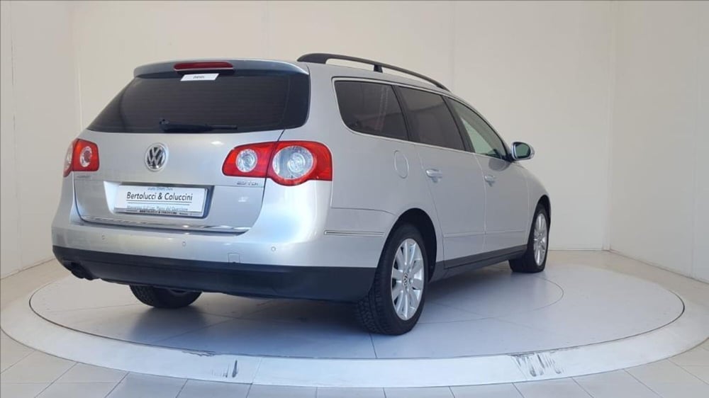 Volkswagen Passat Variant usata a Lucca (7)