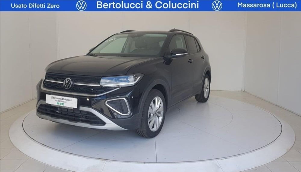 Volkswagen T-Cross nuova a Lucca