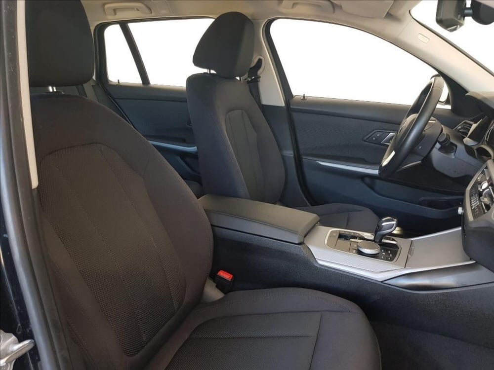 BMW Serie 3 Touring usata a Lucca (11)
