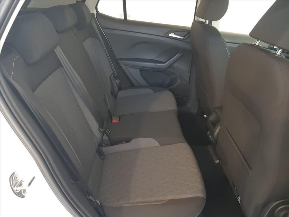 Volkswagen T-Cross nuova a Lucca (13)
